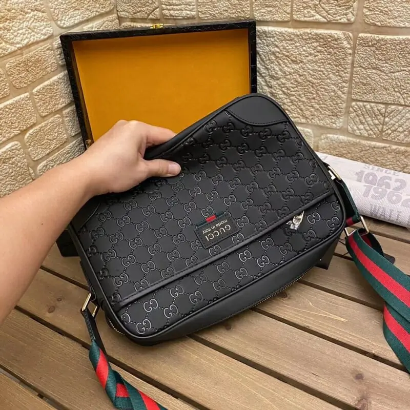 gucci aaa homme mini sac a main s_10567742